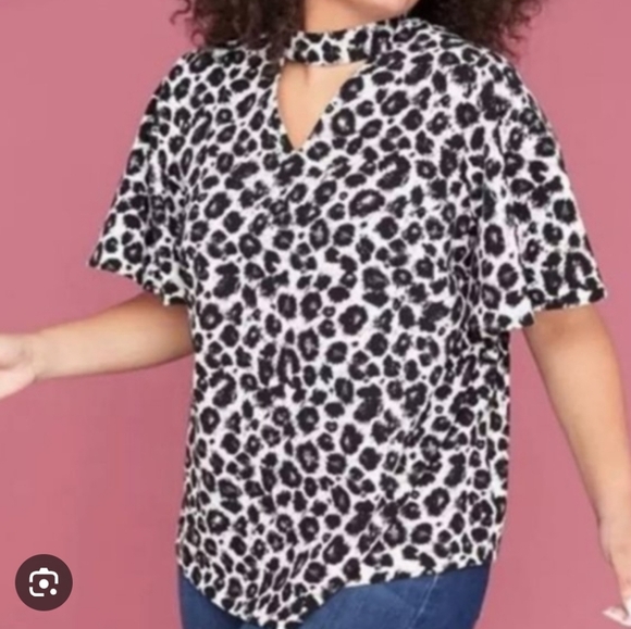 Lane Bryant Mobwife size 26 mock neck cut out flutter sleeve blouse - Picture 1 of 9